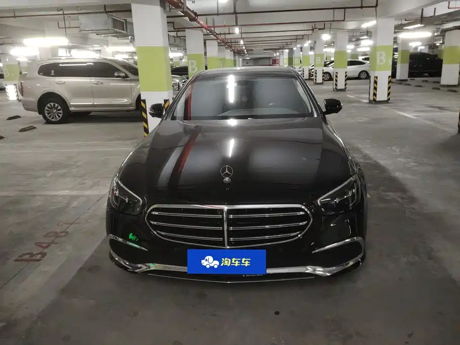 Mercedes-Benz E-Class 2022