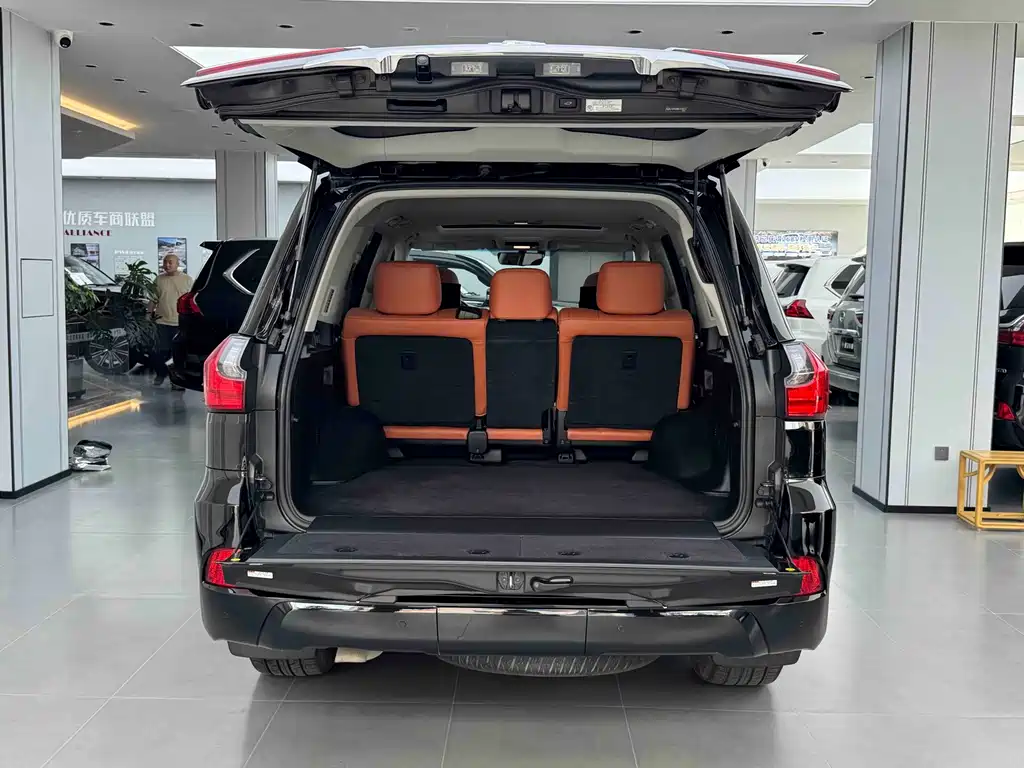 Lexus LX 2015 — фото 18