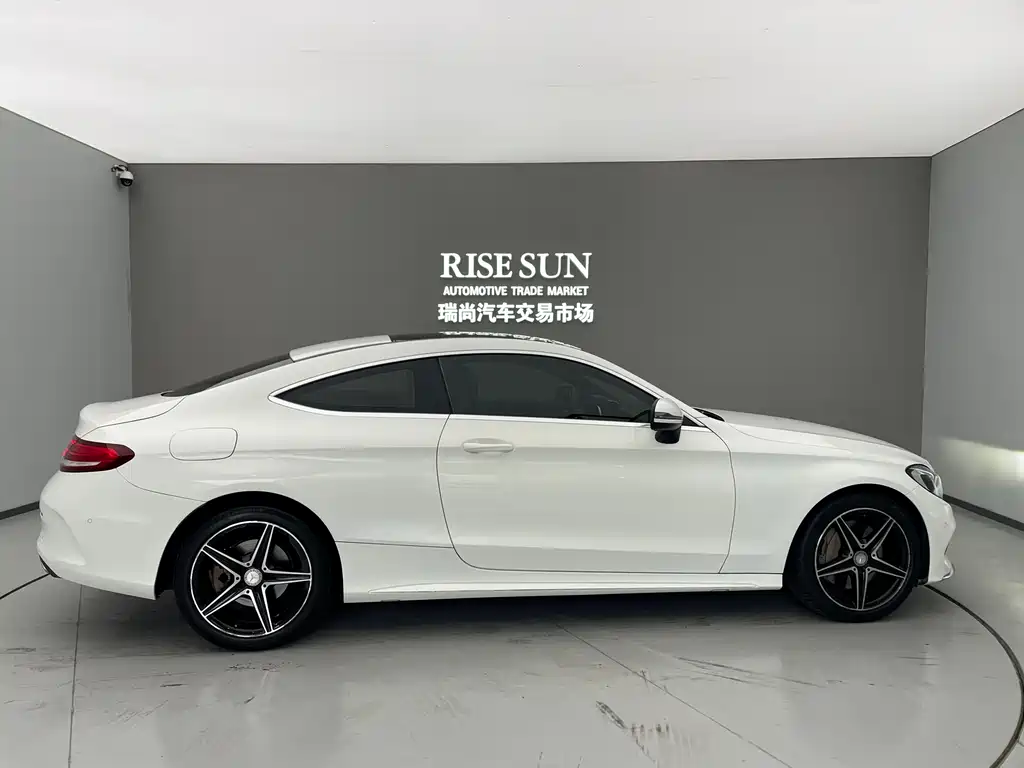 Mercedes-Benz C-Class 2016 — фото 11