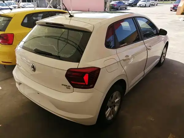 Volkswagen Polo 2021