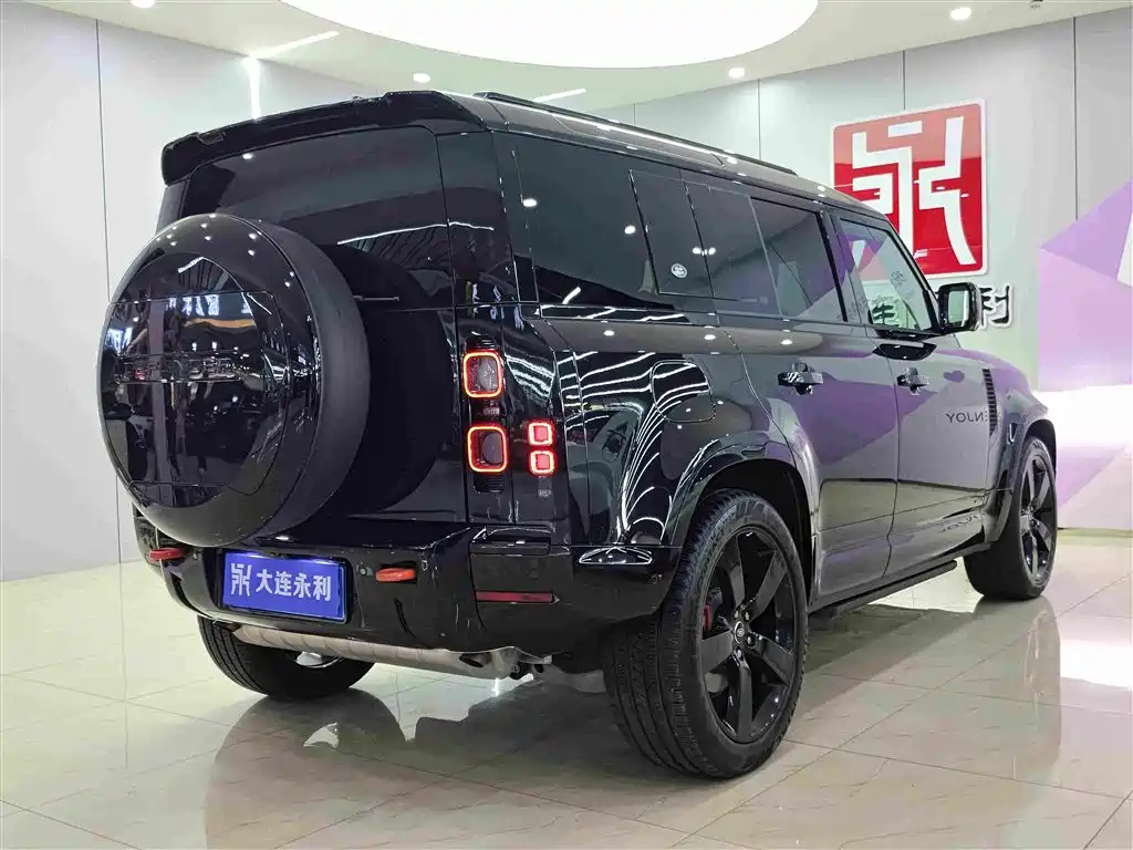 Land Rover Defender 2024 — фото 6