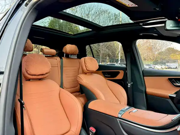 Mercedes-Benz GLC 2024