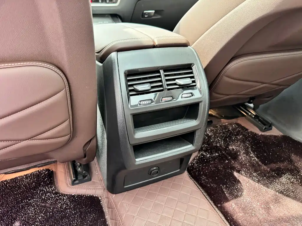 BMW X5 2025 — фото 19