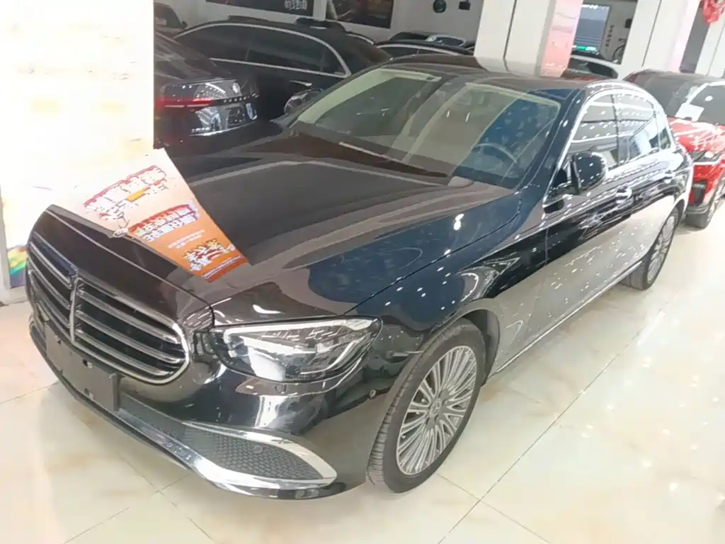 Mercedes-Benz E-Class 2021