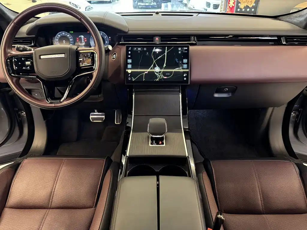 Land Rover Range Rover Velar 2023 — фото 10