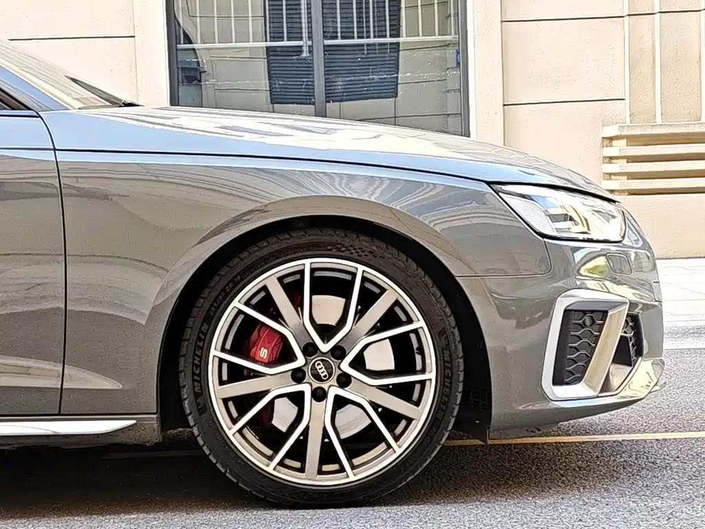 Audi S4 2022 — фото 10