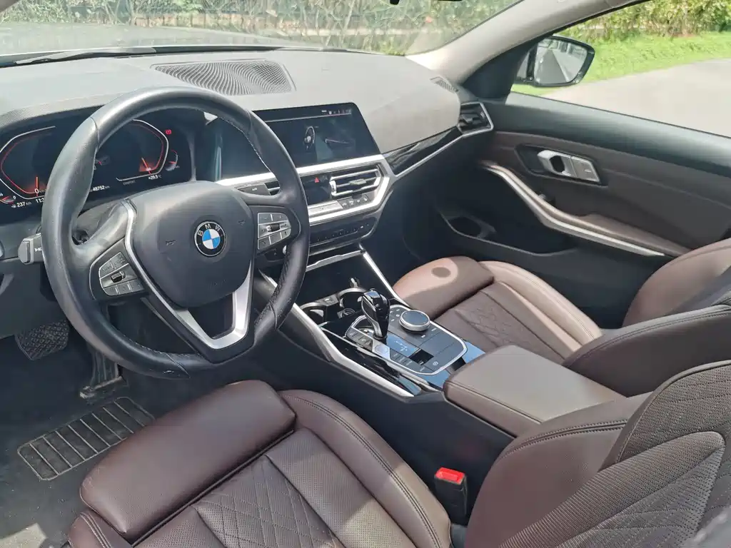 BMW 3 Series 2022 — фото 10