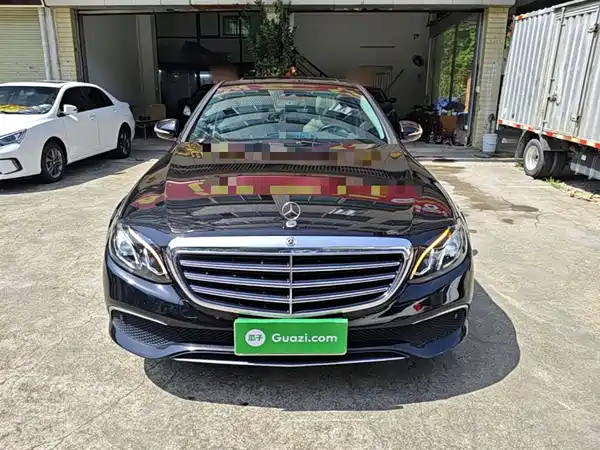 Mercedes-Benz E-Class 2016