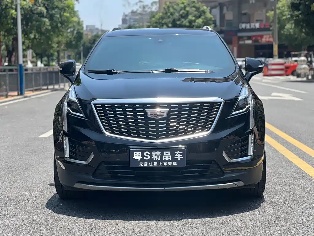 Cadillac XT5 2021 — фото 2