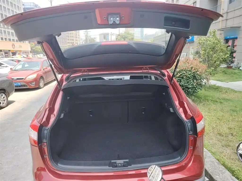 Nissan Qashqai 2017 — фото 19