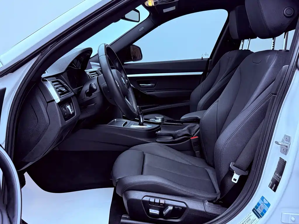 BMW 3 Series GT 2019 — фото 10