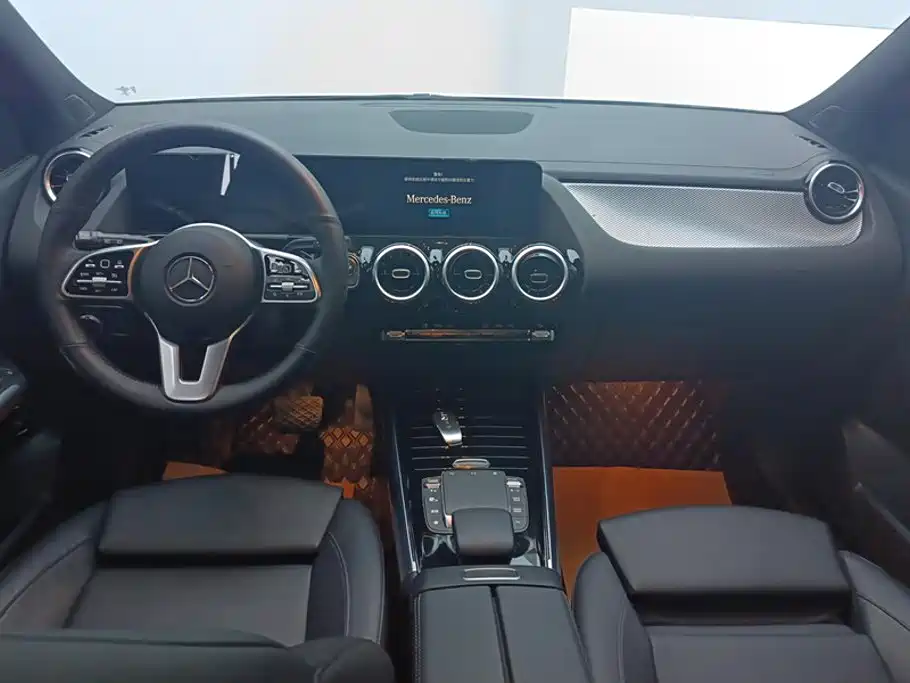 Mercedes-Benz GLA 2020 — фото 12