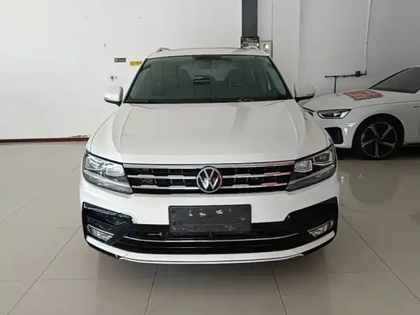 Volkswagen Tiguan L 2021