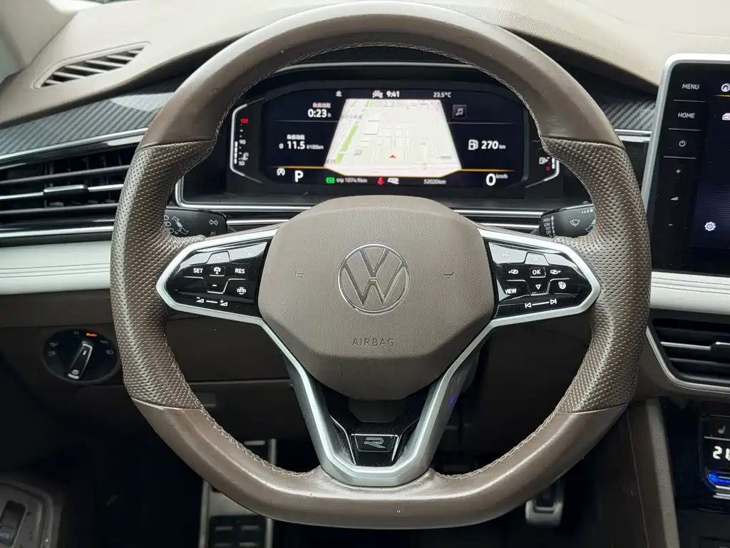 Volkswagen Tiguan L 2022 — фото 8