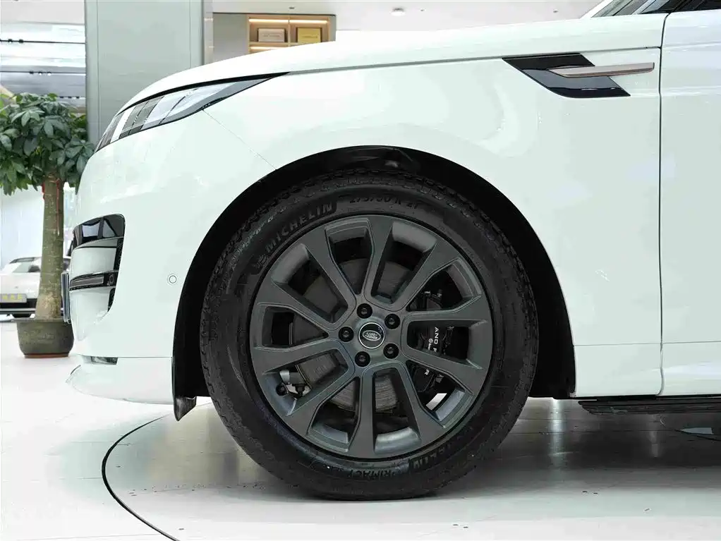 Land Rover Range Rover Sport 2024 — фото 21