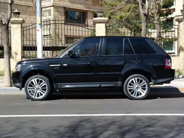 Land Rover Range Rover Sport 2013