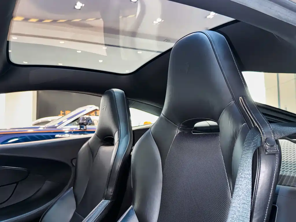 McLaren GT 2023 — фото 18