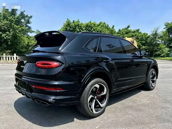 Bentley Bentayga 2022