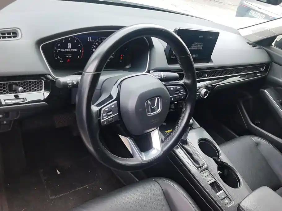 Honda Civic 2022 — фото 12