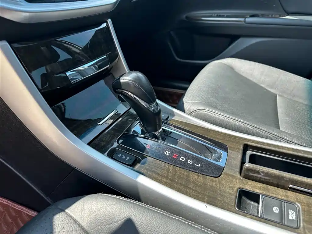 Honda Accord 2014 — фото 15