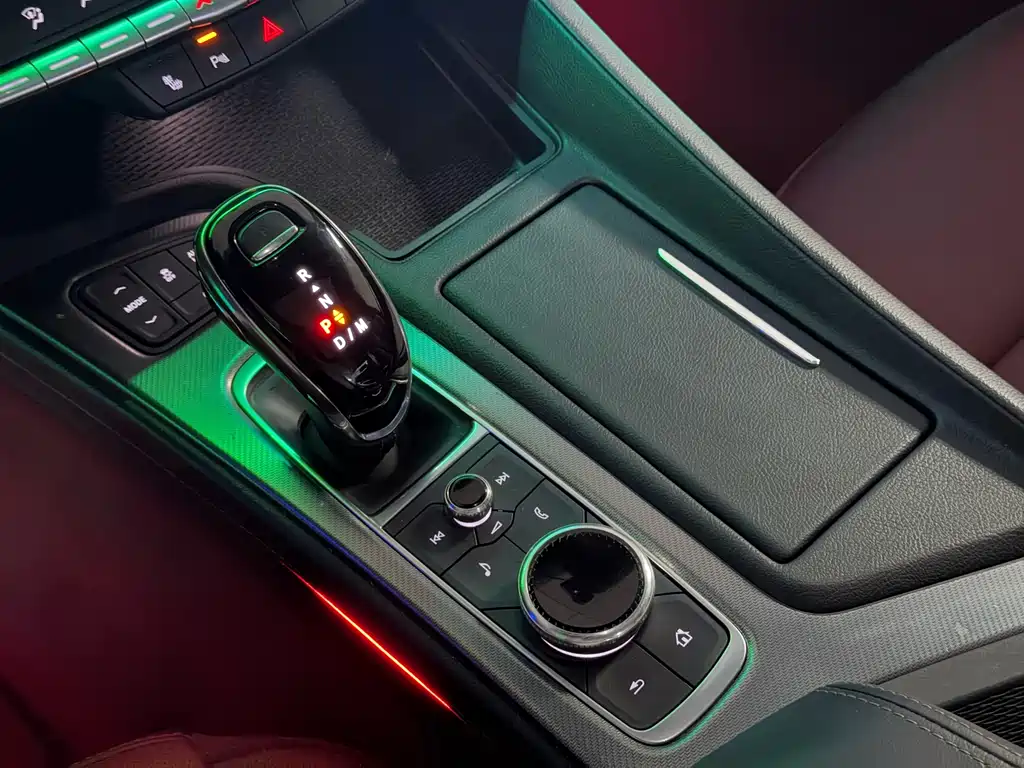 Cadillac CT5 2021 — фото 19