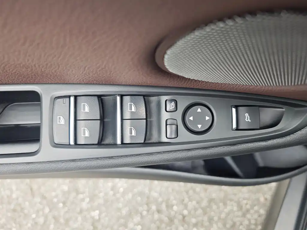 BMW X5 2018 — фото 14