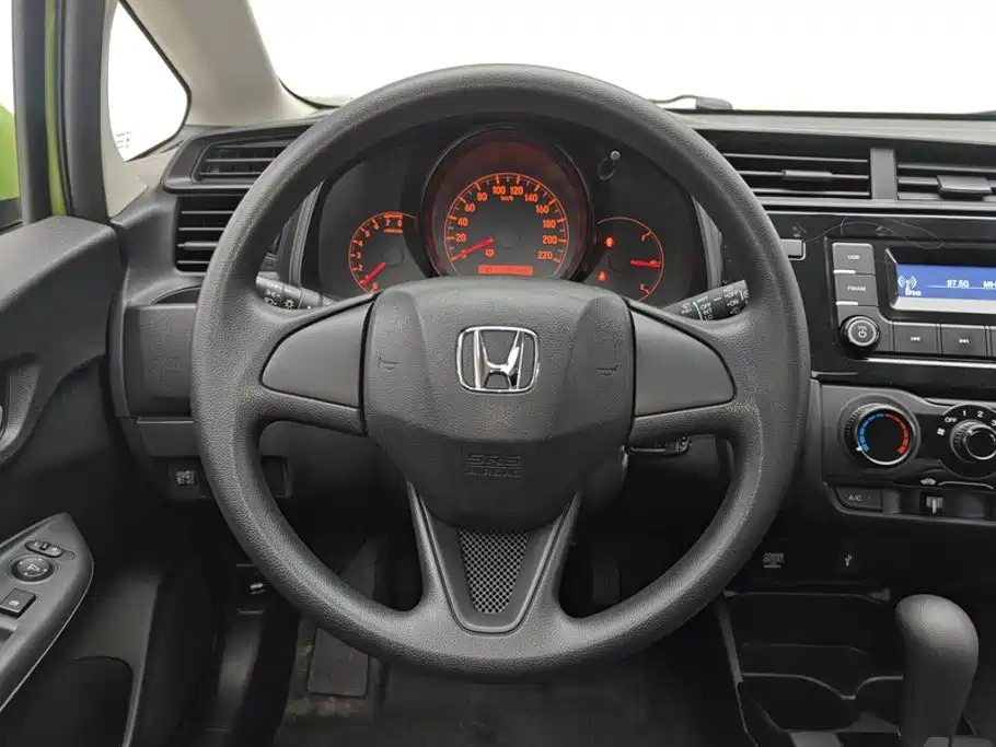 Honda Fit 2018 — фото 15
