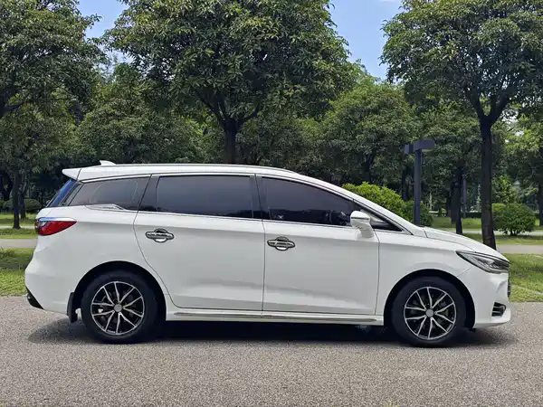 BYD Song MAX 2018