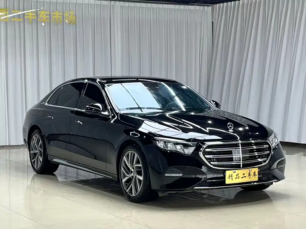 Mercedes-Benz E-Class 2024