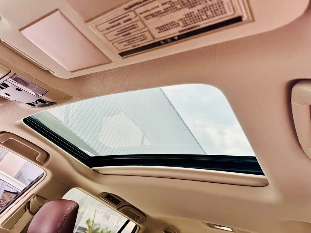 Toyota Prado 2018 — фото 16