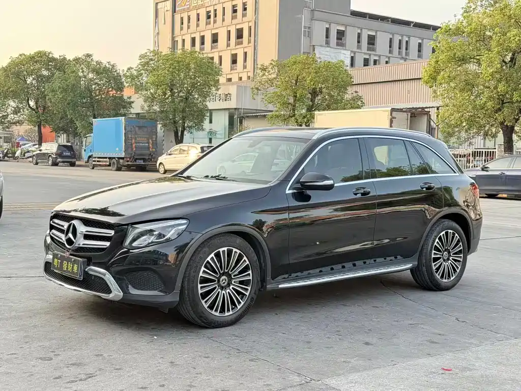 Mercedes-Benz GLC 2018 — фото 1