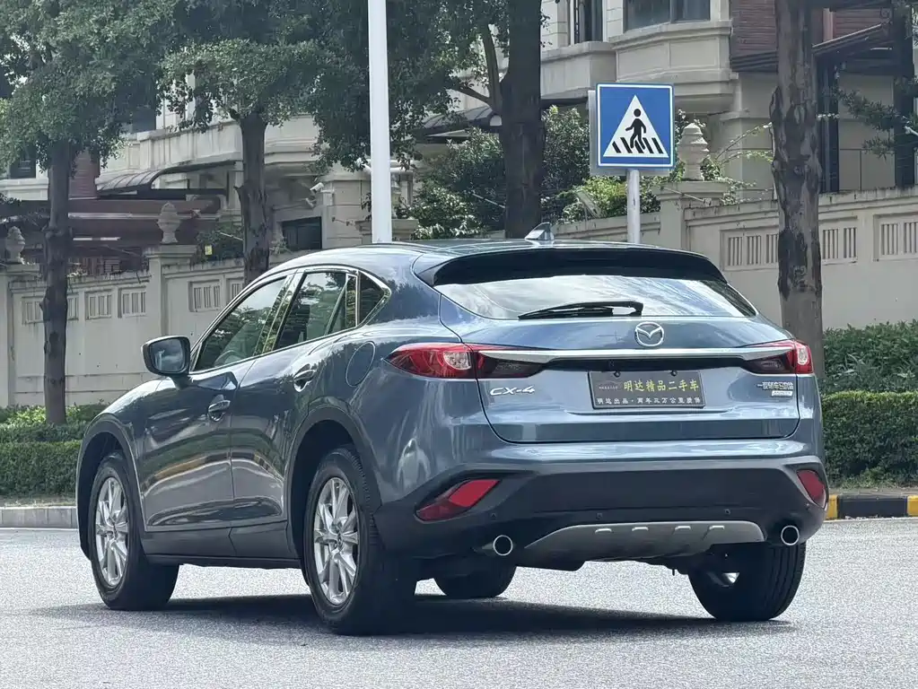 Mazda CX-4 2016