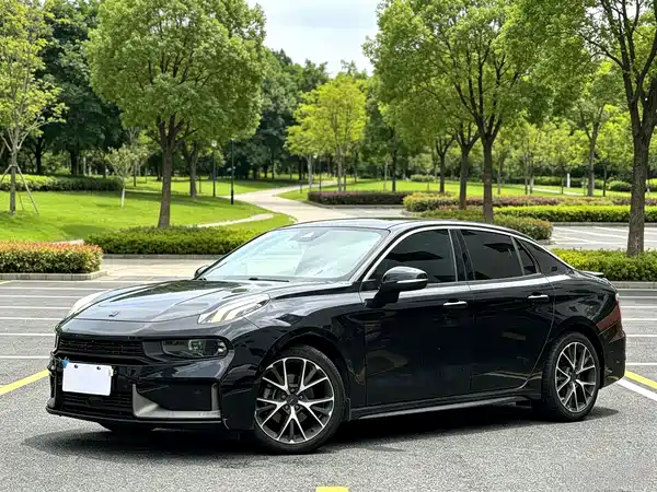 Lynk & Co 03 2019