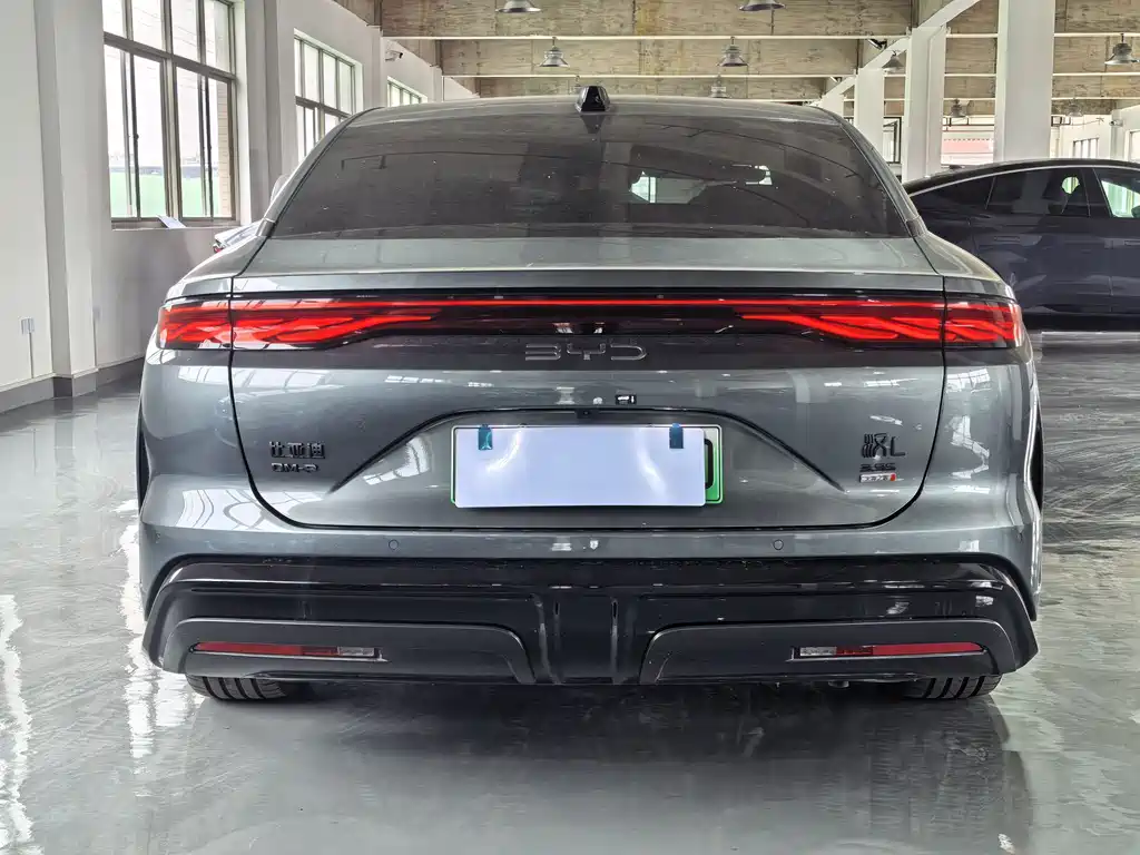 BYD Han L 2025 — фото 4
