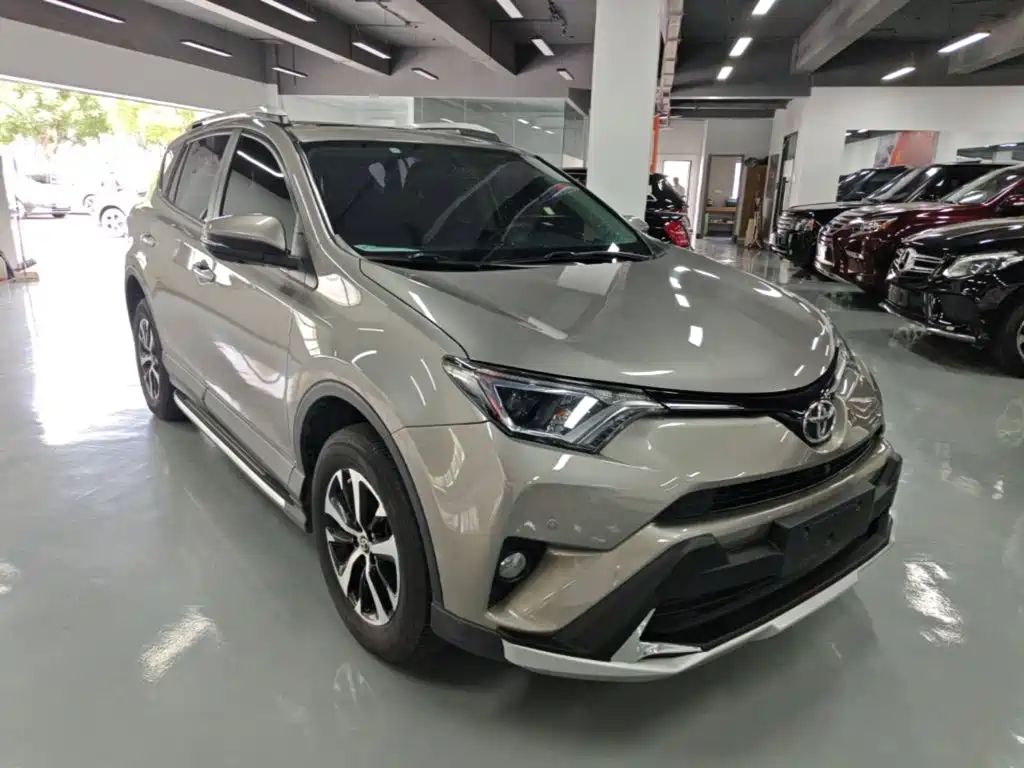 Toyota RAV4 2016