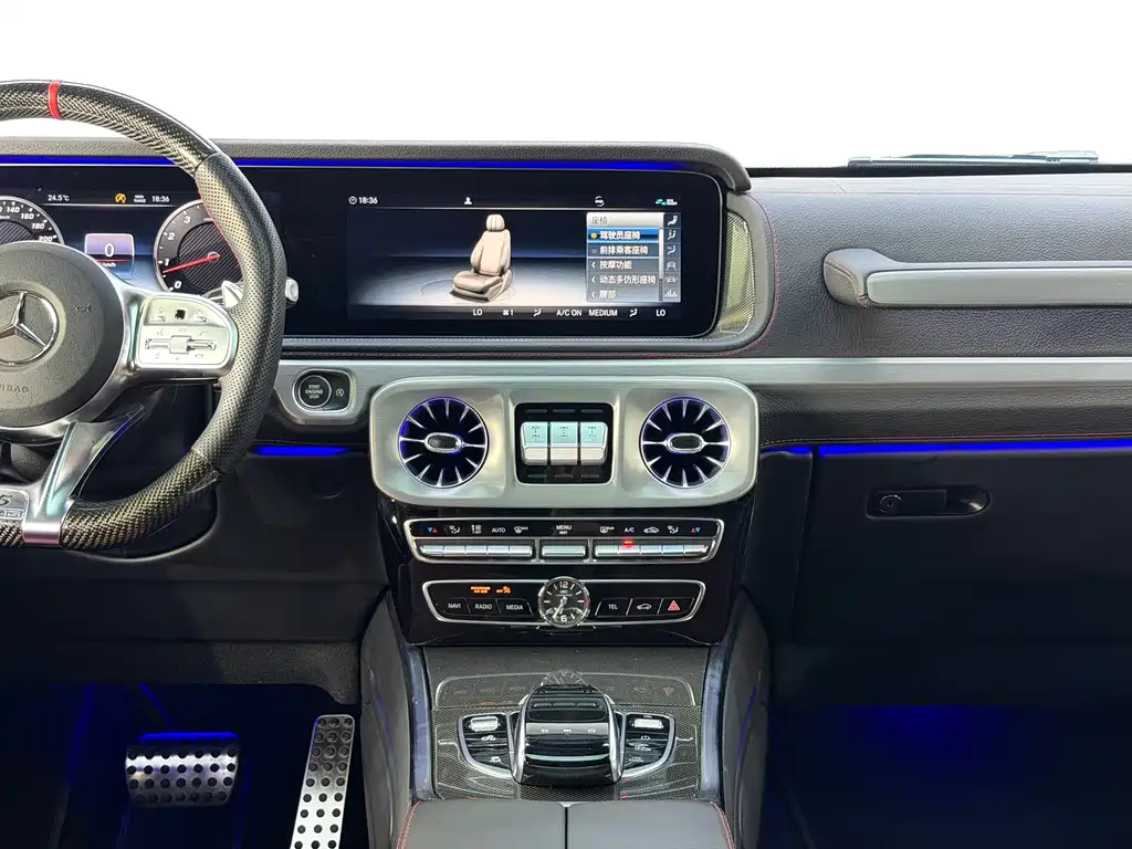 Mercedes-Benz G-Class 2023 — фото 13