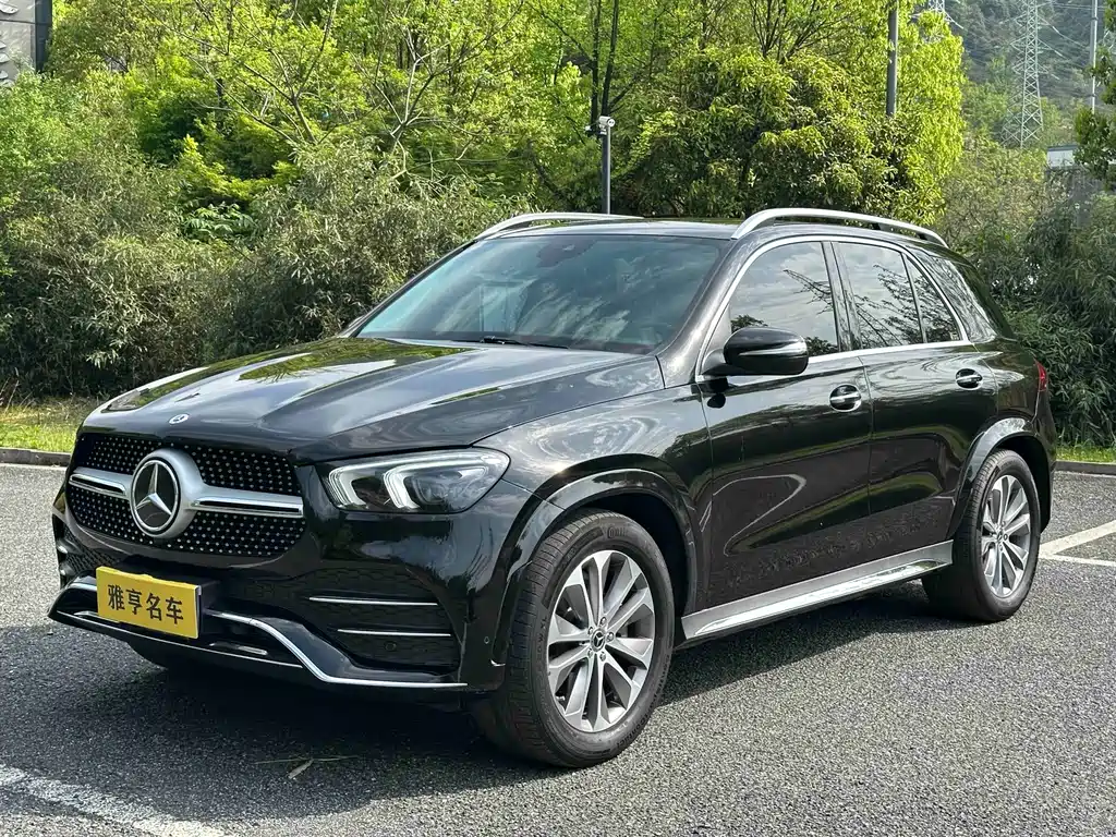 Mercedes-Benz GLE 2023 — фото 1