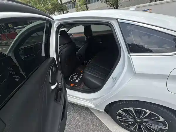 Chery Fengyun A8 2025