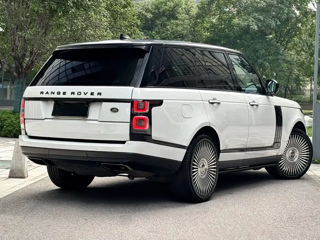 Land Rover Range Rover 2019 — фото 7