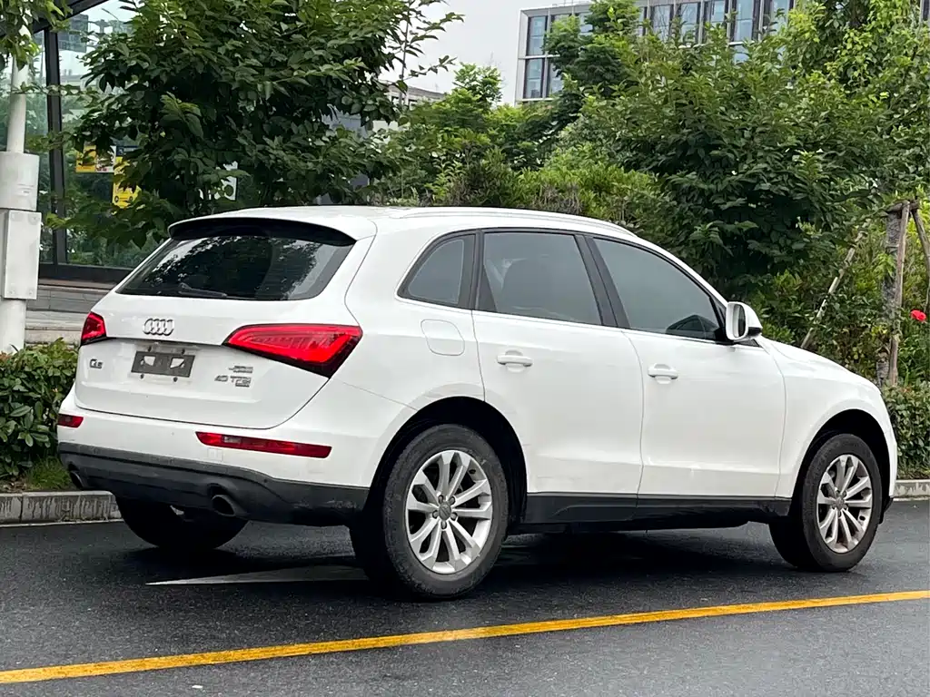 Audi Q5 2014