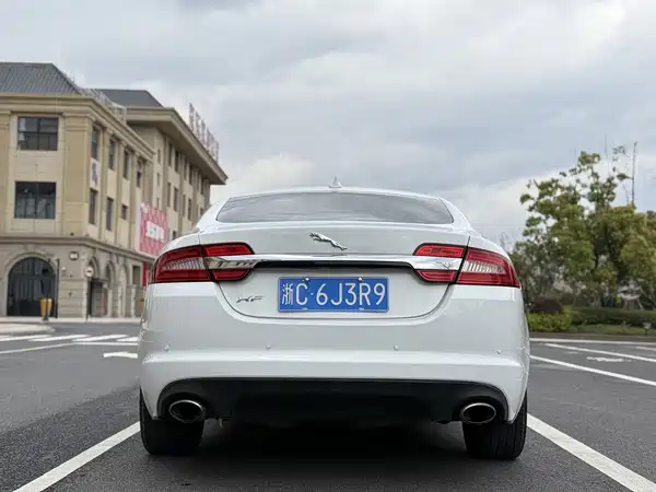 Jaguar XF 2014
