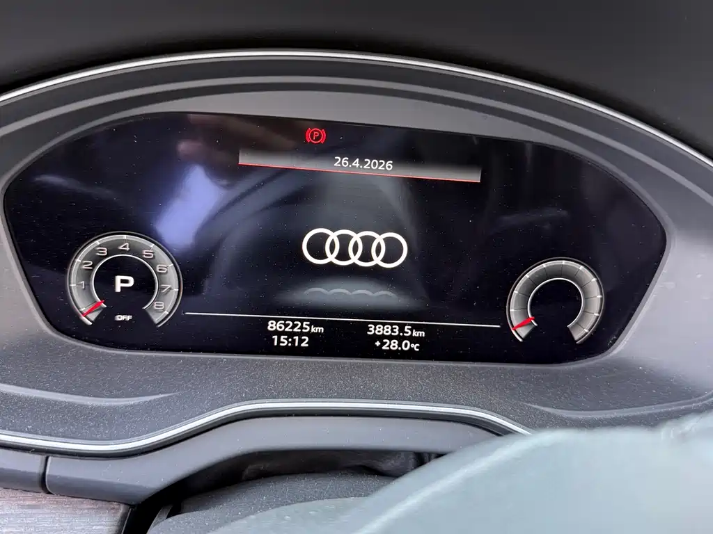 Audi Q5L 2021 — фото 13