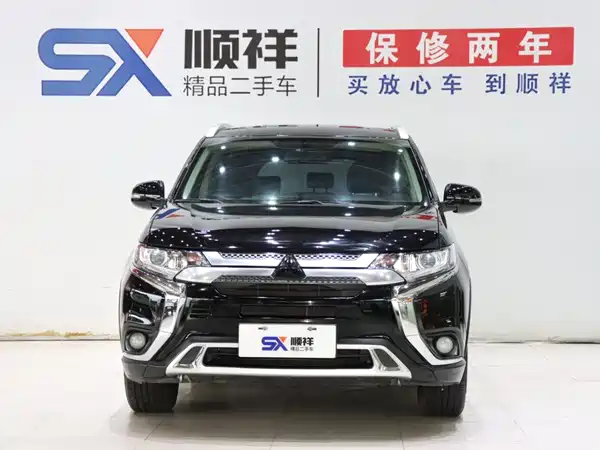 Mitsubishi Outlander 2020