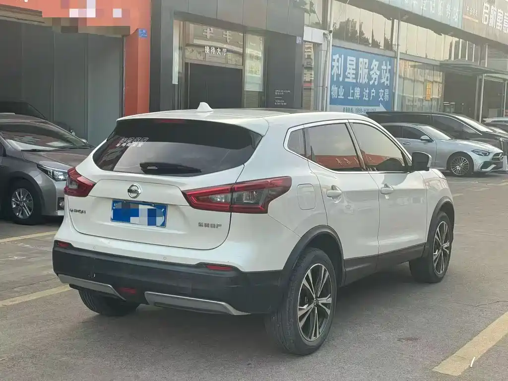 Nissan Qashqai 2021 — фото 2