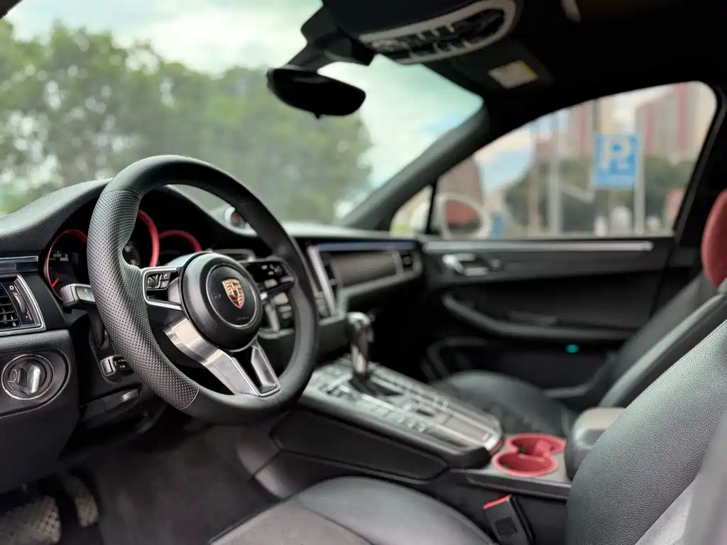 Porsche Macan 2014 — фото 10