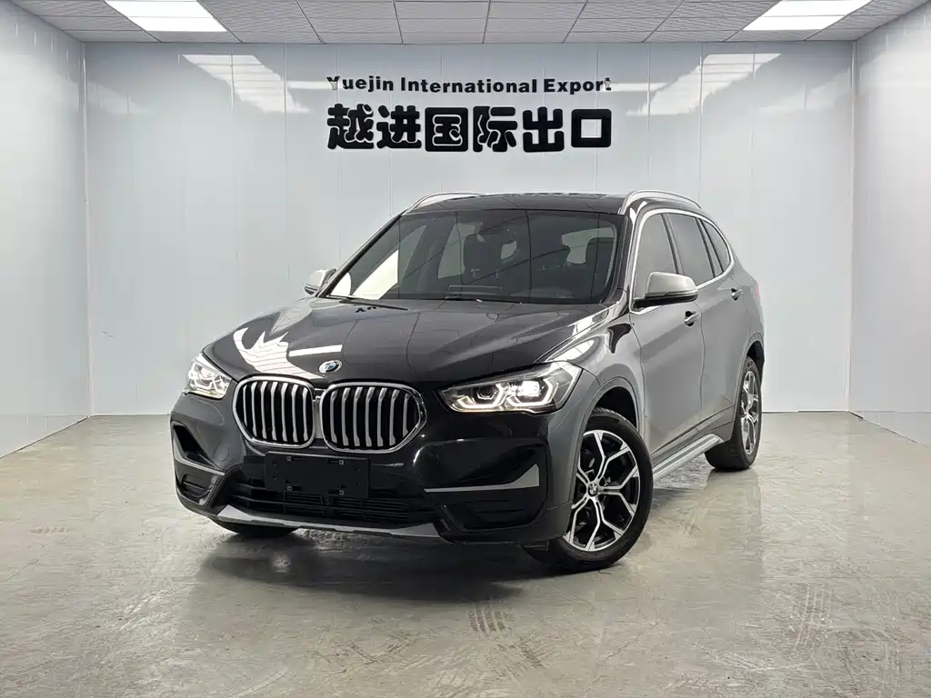 BMW X1 2023 — фото 1