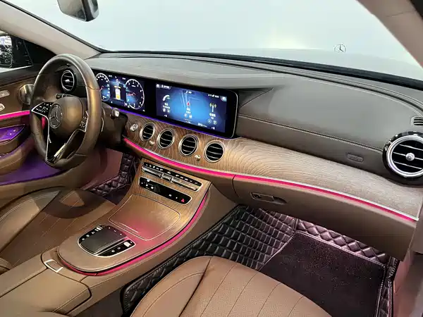 Mercedes-Benz E-Class 2022