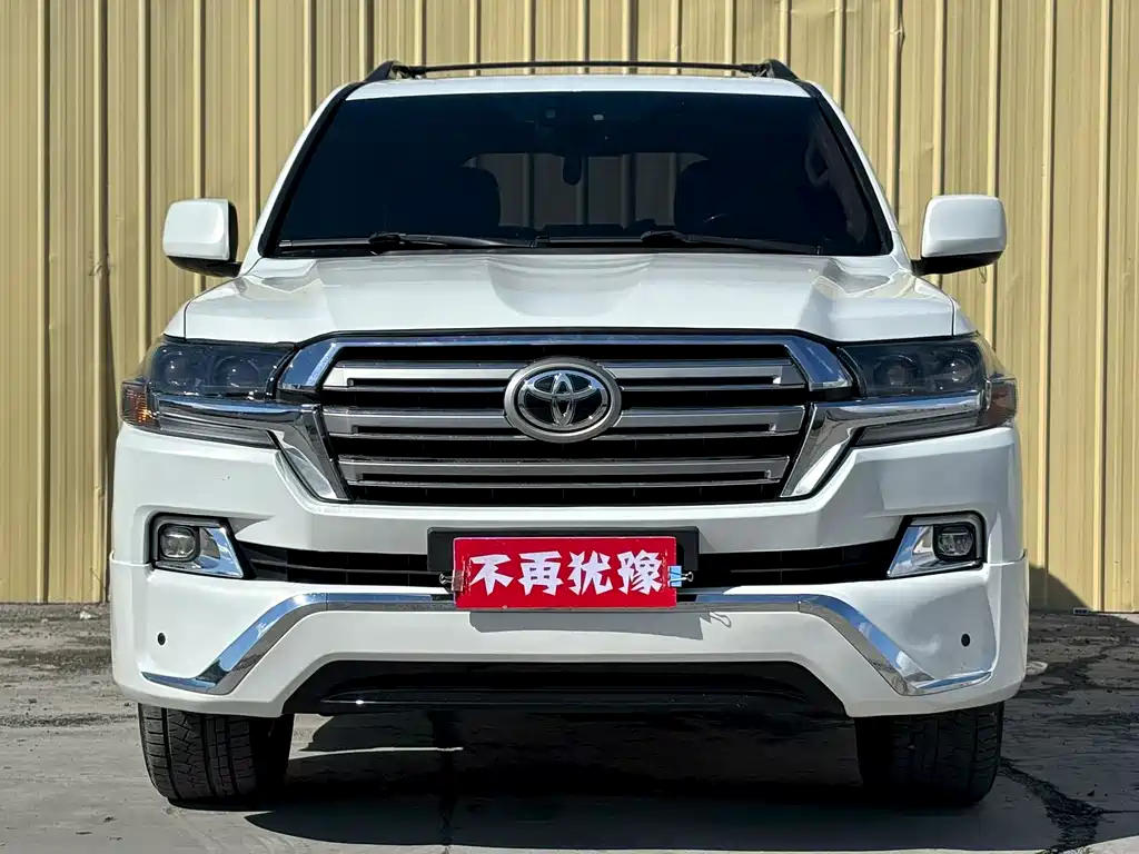 Toyota Land Cruiser 2010 — фото 2