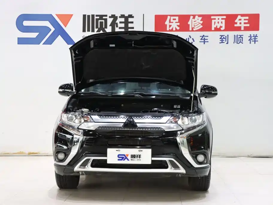 Mitsubishi Outlander 2020 — фото 19