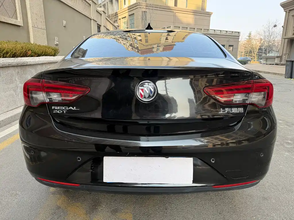 Buick Regal 2019 — фото 11